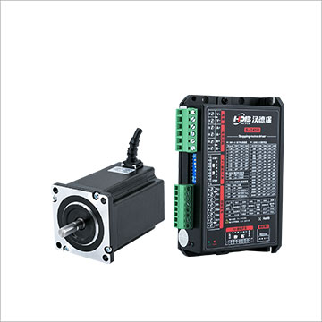 怎么樣通過PLC脈沖頻率計算步進電機轉速?